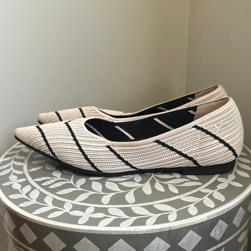 Vivaia Pointed Toe Striped Flats sz 42